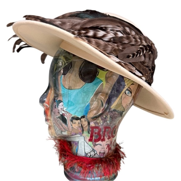 Vintage Jack McConnell Feather Hat, Cream Felt Wide Brim, Real Feathers, Rare - Picture 5 of 12